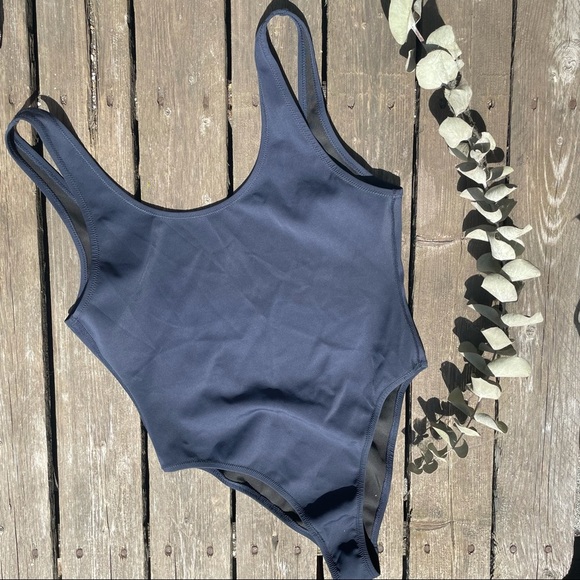 Kendall & Kylie | bodysuit swim - Picture 2 of 5